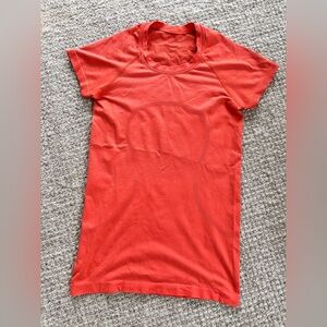 Lululemon swiftly tech short sleeve size 4.
